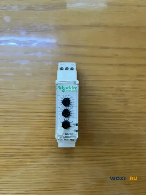Реле контроля напряжения Schneider RM17UBE15