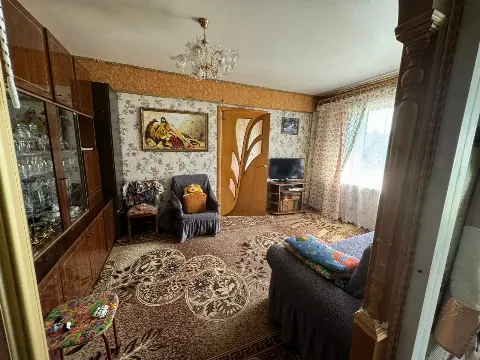 3-комн. квартира, 58,6 м², 1/2 эт.