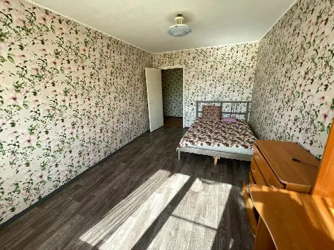 2-комн. квартира, 55 м², 4/5 эт.