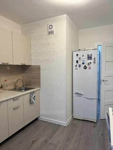 1-комн. квартира, 30,7 м², 23/24 эт.