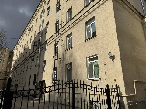 Комната 13,5 м² в 4-комн. квартире, 1/5 эт.