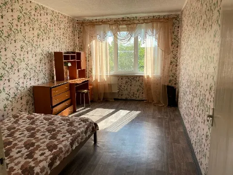 2-комн. квартира, 55 м², 4/5 эт.