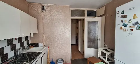 2-комн. квартира, 57,7 м², 2/5 эт.