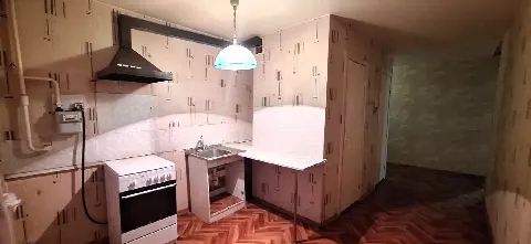 4-комн. квартира, 84 м², 1/5 эт.