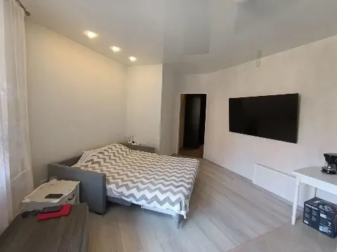 Квартира-студия, 32,6 м², 2/9 эт.