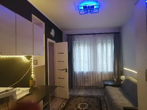 Комната 16,1 м² в 4-комн. квартире, 1/2 эт.
