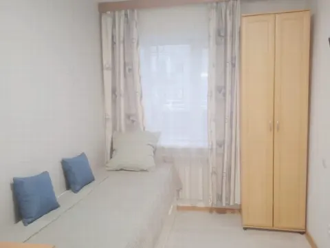 2-комн. квартира, 43,9 м², 1/4 эт.
