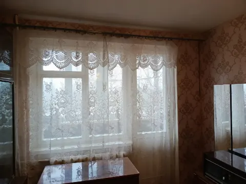 2-комн. квартира, 54 м², 3/5 эт.