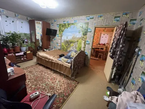 3-комн. квартира, 64,8 м², 1/5 эт.