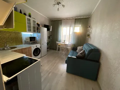 2-комн. квартира, 42,7 м², 5/5 эт.
