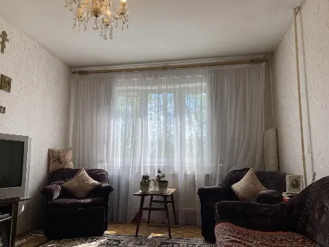 1-комн. квартира, 37 м², 2/12 эт.