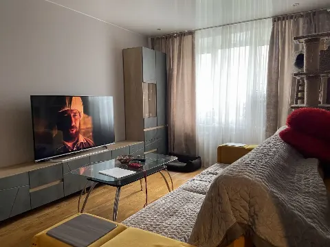 3-комн. квартира, 55,1 м², 3/5 эт.