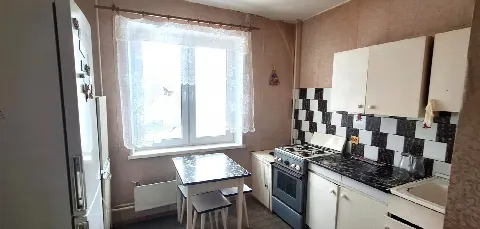 2-комн. квартира, 57,7 м², 2/5 эт.