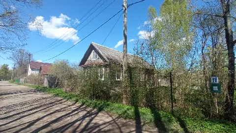 Дом 70,6 м² на участке 9,6 сот.