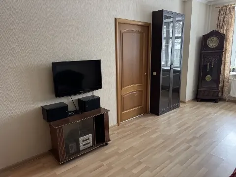 1-комн. квартира, 40,8 м², 1/3 эт.