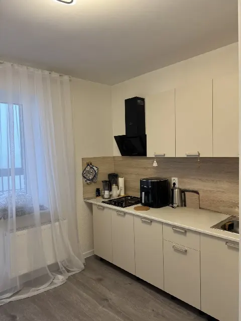 1-комн. квартира, 30,7 м², 23/24 эт.