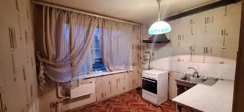 4-комн. квартира, 84 м², 1/5 эт.