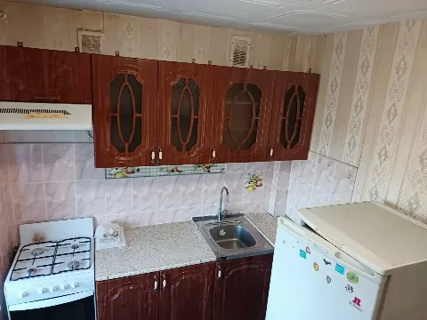 2-комн. квартира, 40 м², 2/4 эт.