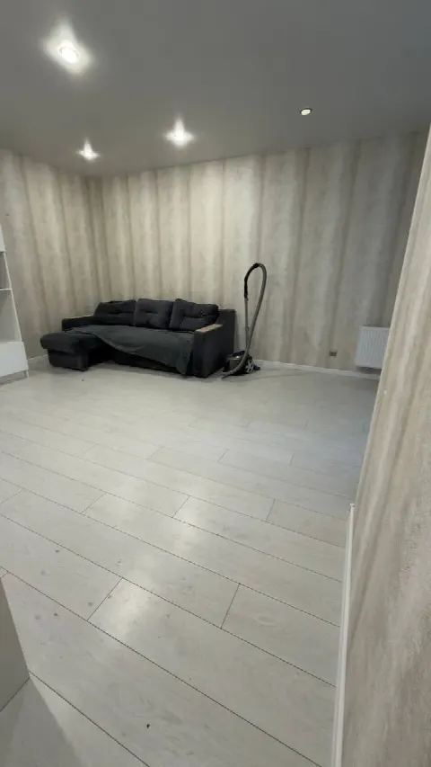 2-комн. квартира, 78,4 м², 6/17 эт.