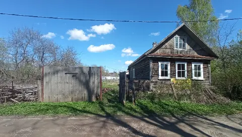 Дом 70,6 м² на участке 9,6 сот.