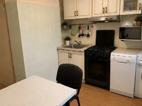 1-комн. квартира, 36,4 м², 1/5 эт.