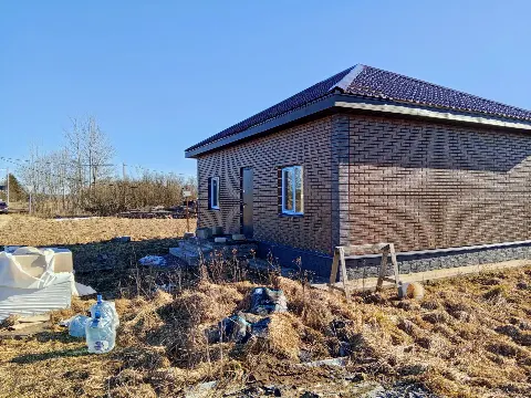 Дом 55,4 м² на участке 8 сот.
