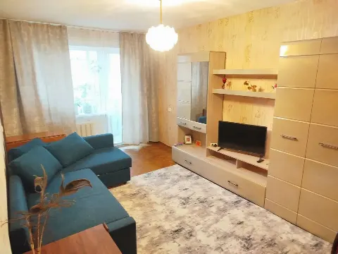 1-комн. квартира, 42 м², 3/5 эт.