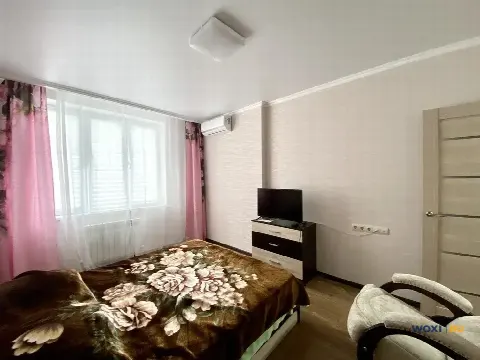 2-комн. квартира, 57 м², 1/9 эт.