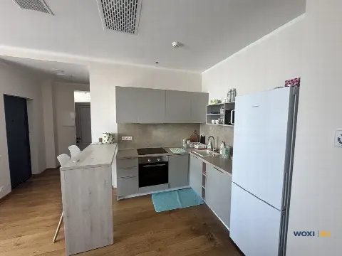 3-комн. квартира, 73 м², 13/14 эт.
