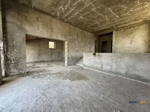 Дом 377 м² на участке 12 сот.