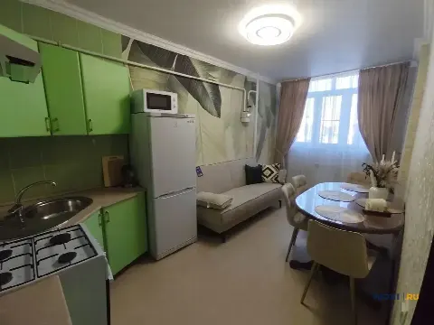1-комн. квартира, 42 м², 2/9 эт.