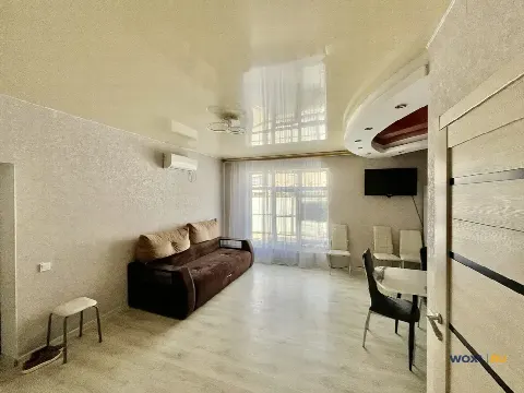 3-комн. квартира, 98 м², 2/3 эт.