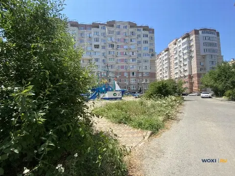 Квартира-студия, 42 м², -1/11 эт.