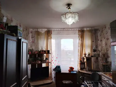 Продается однокомнатная квартира в п.Володарский