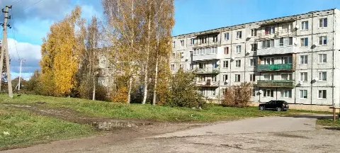 Продается однокомнатная квартира в п.Володарский